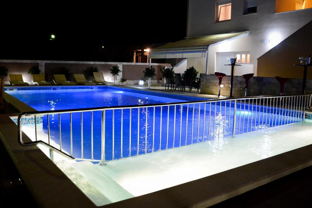 Apartments Julijana Privlaka  Exterior foto